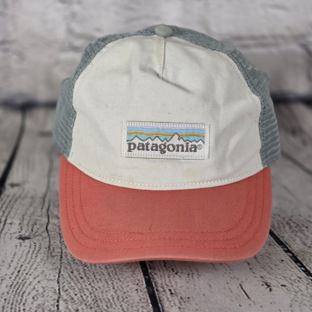Patagonia Snapback Hat Baseball Cap Red w/Gray Mesh Logo Adjustable